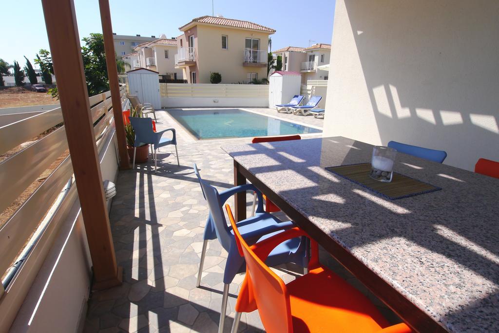 Maouris Villa Protaras Habitación foto